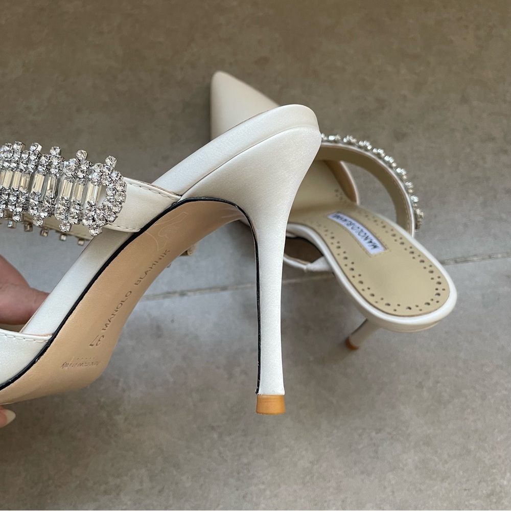Manolo Blahnik Ivory Pointed Satin Mules with Crystal-Embellished Strap - Picture 9 of 10